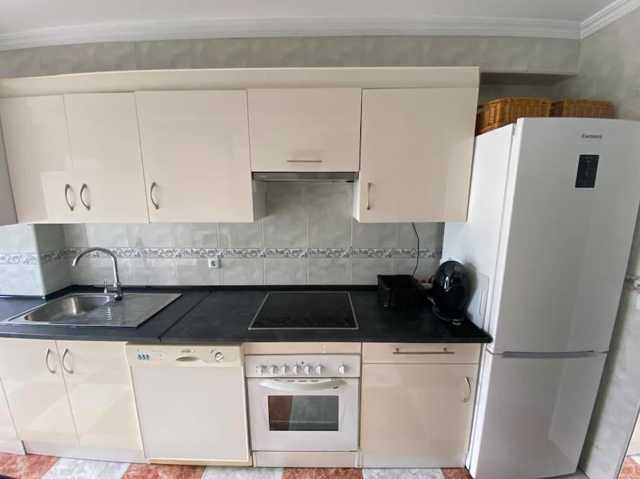 Apartamento Silda ตอร์เรเดลมาร์ ภายนอก รูปภาพ